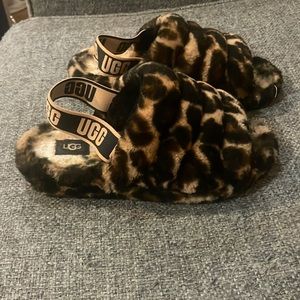 Ugg fluff yeah slippers